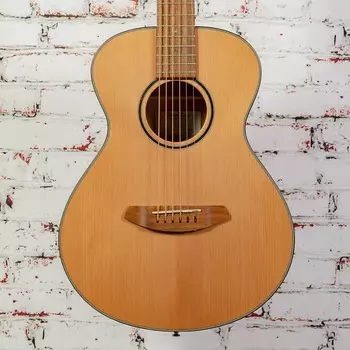 Электроакустическая гитара Breedlove Discovery S Companion Красный кедр-Африканское красное дерево