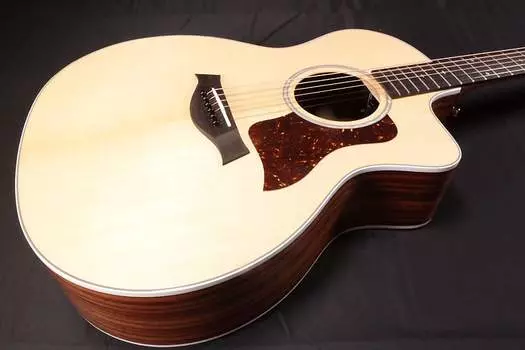 Электроакустическая гитара Taylor 214ce Deluxe, натуральный цвет, нижняя дека и обечайка из многослойного палисандра, 074