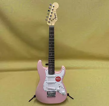 Электрогитара 037-0121-556 Squier by Fender Mini Stratocaster Electric Guitar Shell Pink