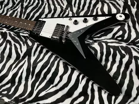 Электрогитара 2023 Epiphone Flying V Ebony 6.85lbs- Authorized Dealer- In Stock! G01669