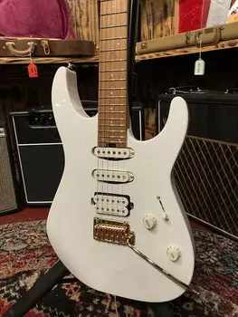 Электрогитара Charvel Pro-Mod DK24 HSS 2PT CM - Snow White