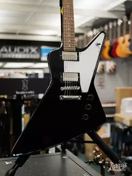 Электрогитара Epiphone Explorer - Ebony
