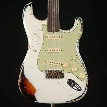 Электрогитара Fender 1960 Stratocaster Heavy Relic Electric Guitar - Aged Olympic White over 3-color Sunburst