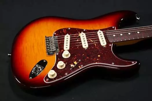 Электрогитара Fender 70th Anniversary American Pro II Stratocaster Electric Guitar,Comet Burst 444