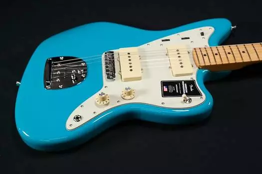 Электрогитара Fender American Professional II Jazzmaster - Maple Fingerboard - Miami Blue 277