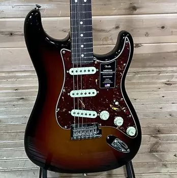Электрогитара Fender American Professional II Stratocaster - 3 цвета Sunburst American Professional II Stratocaster Electric Guitar - 3 Color Sunburst