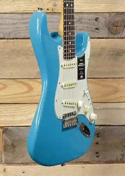 Электрогитара Fender American Professional II Stratocaster Electric Guitar Miami Blue w/ Case & Rosewood Fretboard