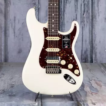 Электрогитара Fender American Professional II Stratocaster, HSS, Olympic White