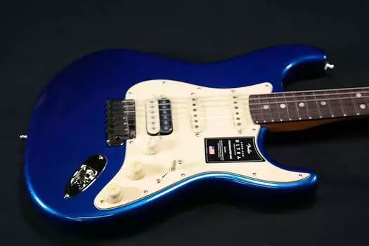 Электрогитара Fender American Ultra Stratocaster HSS - Rosewood Fingerboard - Cobra Blue 377