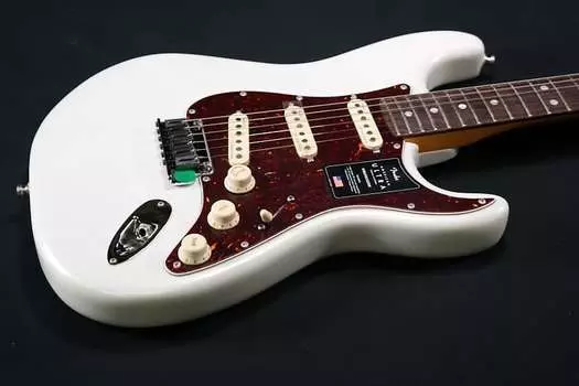 Электрогитара Fender American Ultra Stratocaster - Rosewood Fingerboard - Arctic Pearl 254