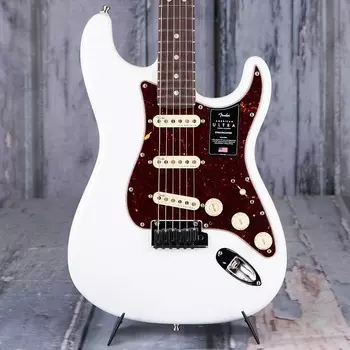 Электрогитара Fender American Ultra Stratocaster, Rosewood Fingerboard, Arctic Pearl