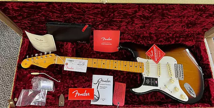 Электрогитара Fender American Vintage II 1957 2-Color Sunburst Left Handed Stratocaster w/Case