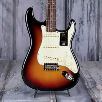 Электрогитара Fender American Vintage II 1961 Stratocaster, 3-Color Sunburst