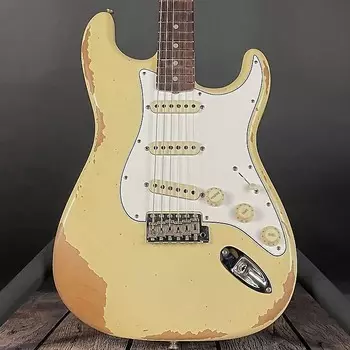 Электрогитара Fender Custom Shop 1967 Stratocaster, Heavy Relic- Aged Vintage White