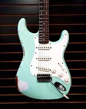 Электрогитара Fender Custom Shop '59 Stratocaster Heavy Relic Faded Surf Green