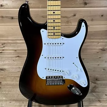 Электрогитара Fender Custom Shop 70th Anniversary 1954 Stratocaster Deluxe Closet Classic Electric Guitar - Wide-Fade 2-Color Sunubrst
