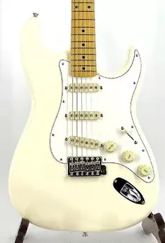Электрогитара Fender JV Modified '60s Stratocaster Maple Fingerboard Olympic White