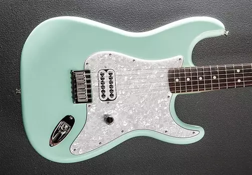 Электрогитара Fender Limited Edition Tom DeLonge Stratocaster - Surf Green