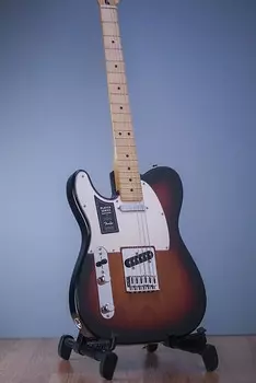 Электрогитара Fender Player Telecaster Left Handed 3-Color Sunburst DEMO