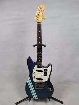 Электрогитара Fender Vintera II '70s Competition Mustang Competition Burgundy w/ Gig Bag