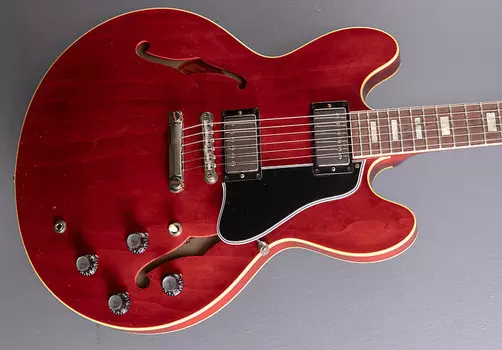 Электрогитара Gibson Custom Shop 1964 ES-335 Reissue - Sixties Cherry
