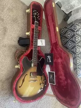 Электрогитара Gibson ES-335 2021-2022 - Vintage Sunburst