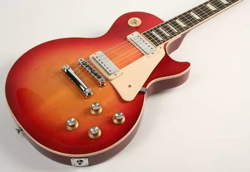 Электрогитара Gibson Les Paul 70s Deluxe 70s Cherry Sunburst SN 209520508