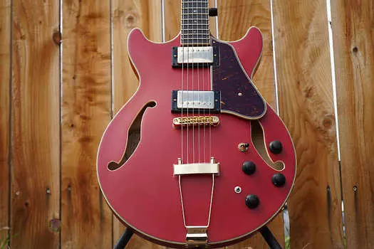Электрогитара Ibanez AMH90 Cherry Red Flat 6-String Electric Guitar