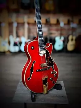 Электрогитара Ibanez GB10SEFM-SRR George Benson Signature - Sapphire Red