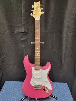 Электрогитара PRS SE Silver Sky Electric Guitar - Dragon Fruit with Rosewood Fingerboard