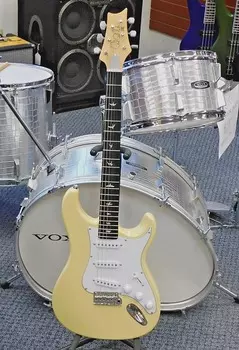 Электрогитара PRS SE Silver Sky Electric Guitar! Moon White with Rosewood Fingerboard! VERY NICE!!!