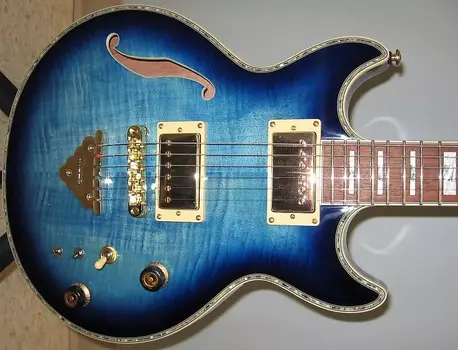 Электрогитара с полым корпусом Ibanez AR520HFM-LBB Artist Series 2022 - Light Blue Burst