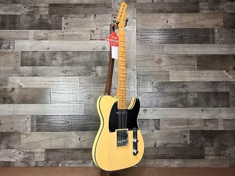 Электрогитара Squier 40th Anniversary Telecaster, винтажное издание - атласная винтажная блондинка с кленовой накладкой Squier 40th Anniversary Telecaster Electric Guitar, Vintage Edition - Satin Vintage Blonde with Maple Fingerboard