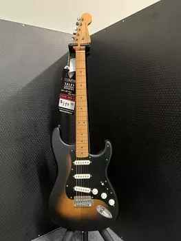 Электрогитара Squier 40th Anniversary Vintage Edition Stratocaster 2022 - Present - Satin Wide 2-Color Sunburst
