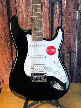 Электрогитара Squier Bullet Strat HSS HT with LaurelFretboard Black