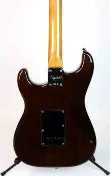 Электрогитара Squier Classic Vibe '70s Stratocaster HSS Walnut