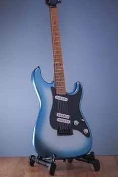 Электрогитара Squier Contemporary Stratocaster Special Roasted Maple Sky Burst