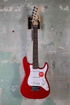 Электрогитара Squier Mini Stratocaster V2 with Laurel Fretboard - Dakota Red