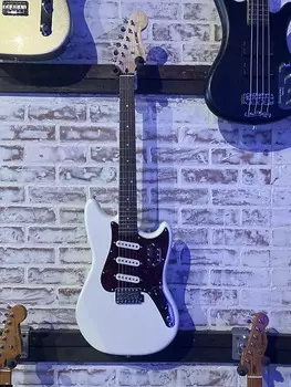 Электрогитара Squier Paranormal Cyclone 2021 - Present - Pearl White
