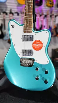 Электрогитара Squier Paranormal Toronado Electric Guitar - Mystic Seafoam with Parchment Pickguard Authorized! 558 GET PLEK’D!