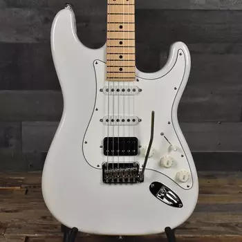 Электрогитара Suhr Classic S Maple Fingerboard HSS - Olympic White with Gig Bag