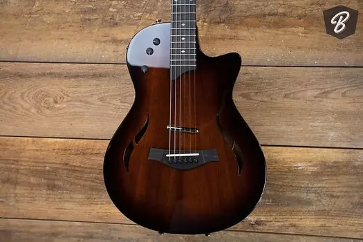 Электрогитара Taylor T5z Classic DLX w/Gig Bag