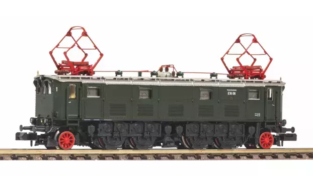 Электровоз Piko Э16 ДБ III