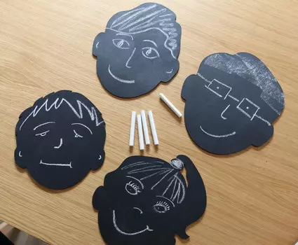 Эмоции, нарисованные мелом - 4 шт. Inna marka