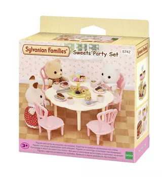 Эпоха, Стол, стулья и много сладостей Sylvanian Families 5742