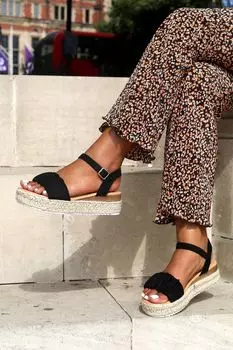 Эспадрильи Heidi на двухцветной плоской танкетке с ремешком с рюшами Linzi, черный