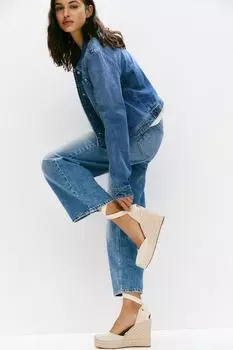 Эспадрильи на танкетке Pull And Bear, экрю