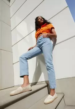 Эспадрильи TOMS