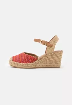Эспадрильи Wedge sandals Tamaris, светло-красный