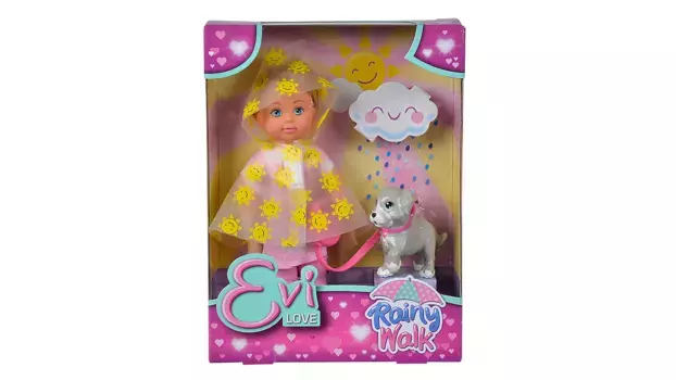 Эви обожает дождливую прогулку Simba